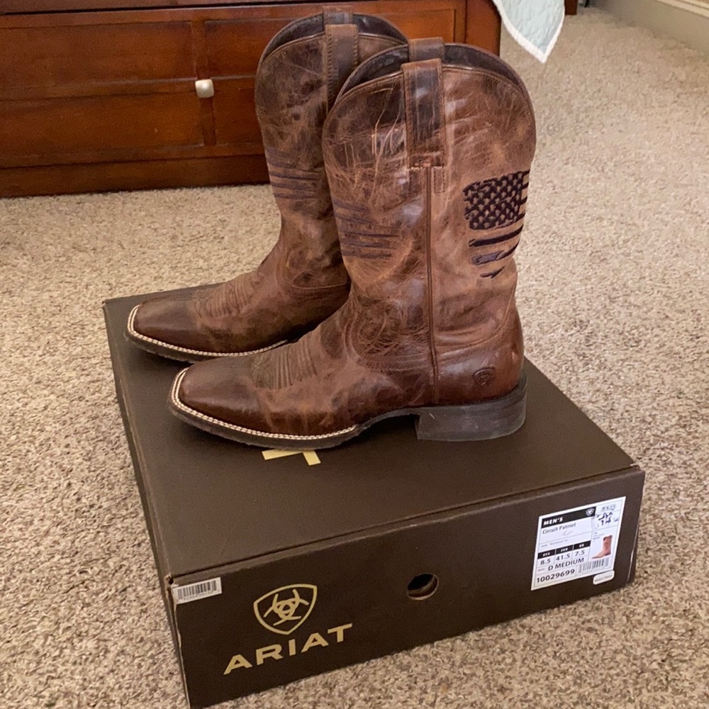Men’s Ariat Boots size 8.5
